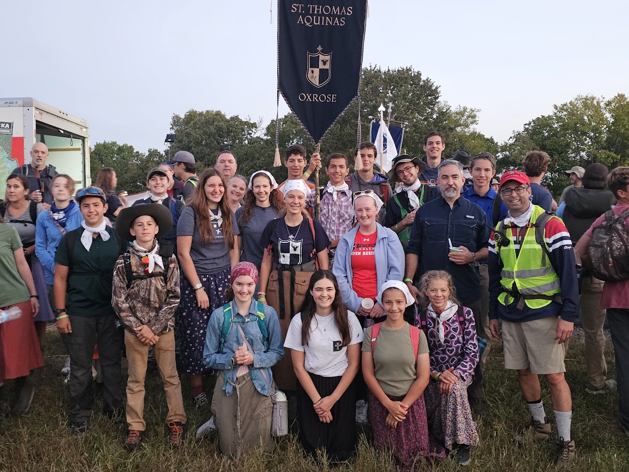 1212209000003950006_zc_v1_1760411357944_oxrose3hearts